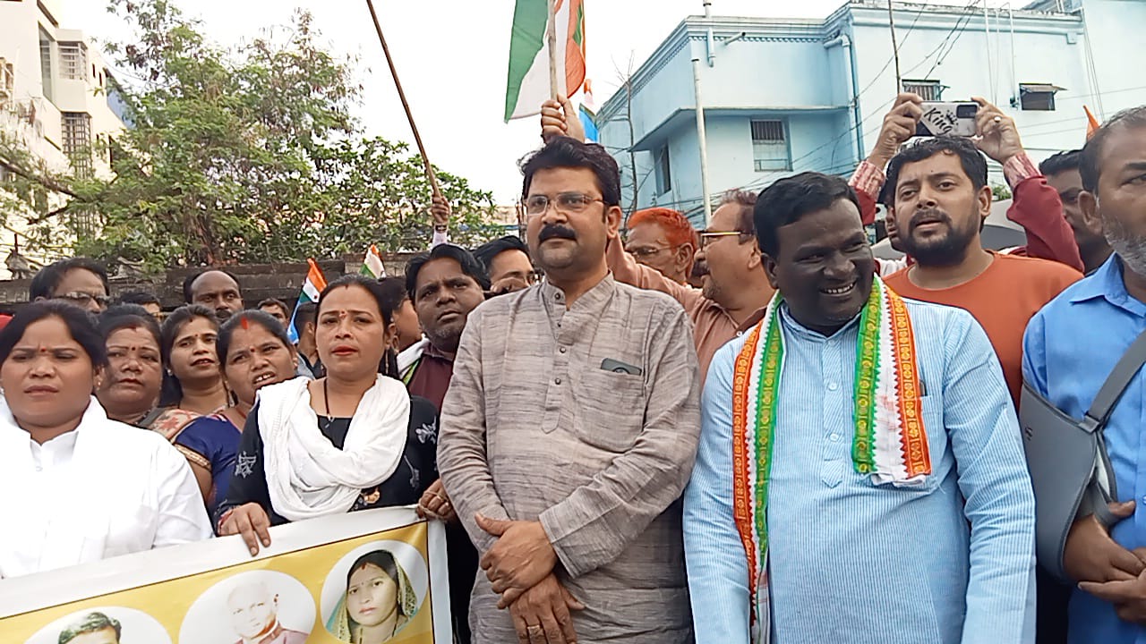 केंद्र सरकार के घोर पूंजीवाद को विरोध में कांग्रेस की पर्दाफाश&nbsp;रैली….