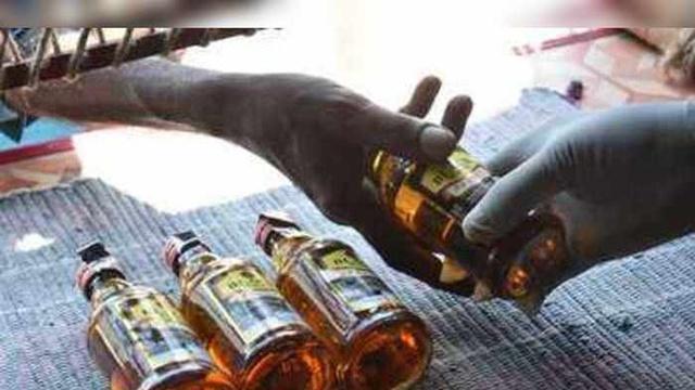 अवैध शराब करने वालो कोचियो पर पुलिस की लगातार&nbsp;कार्यवाही