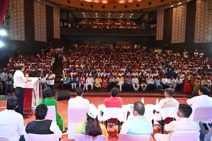 छत्तीगढ़ में आम आदमी पार्टी पूरे दम खम से चुनाव लडेगी :- अजय&nbsp;सिंह