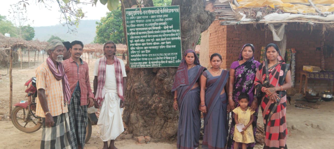 तहसीलदार अनुज पटेल के तबादले से तमनार के ग्रामीणों में खुशी की&nbsp;लहर….