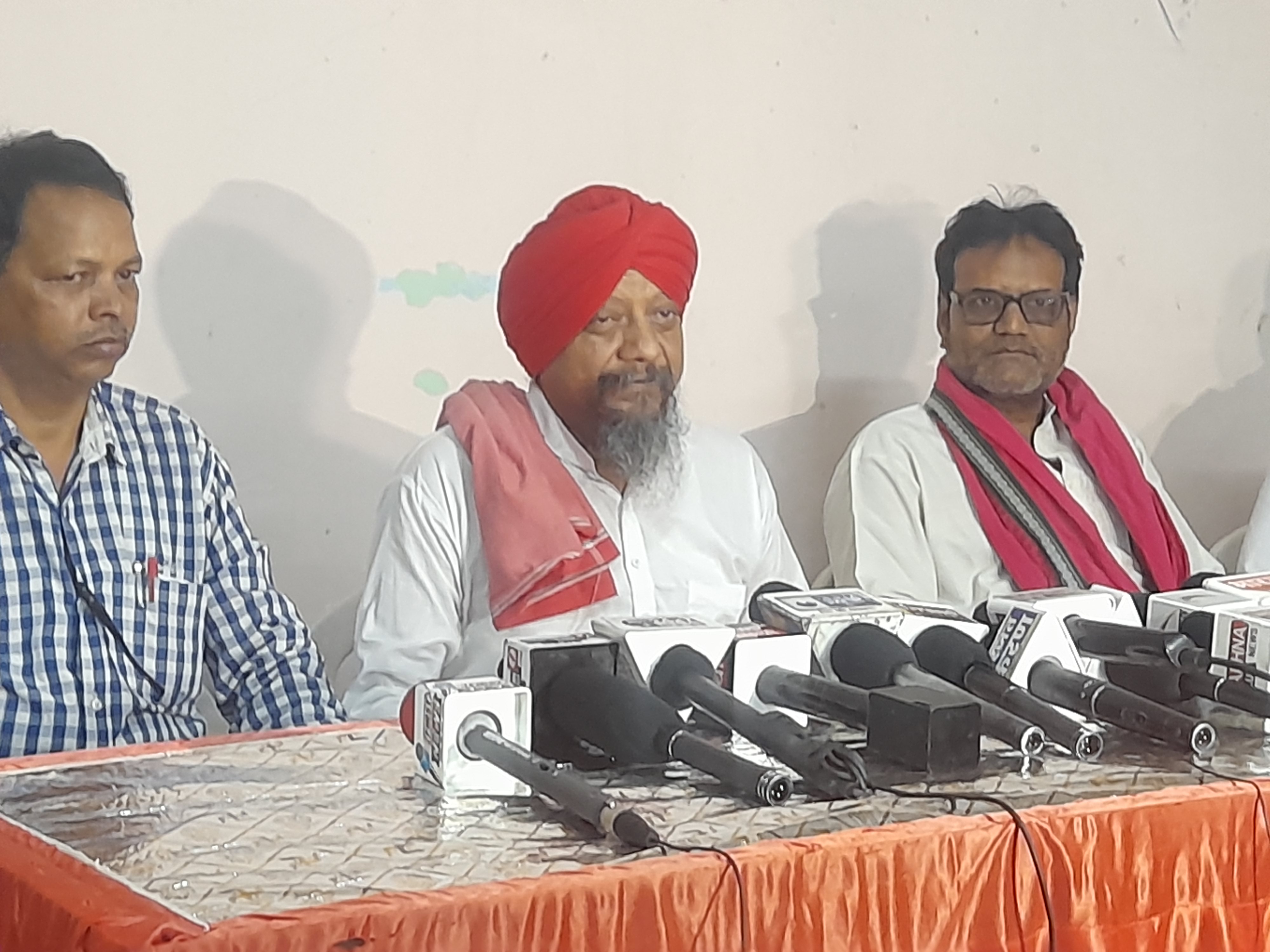 काग्रेंस किसान नेता लल्लू सिंह  ने काग्रेंस को कहा अलविदा क्या हैं कारण……?