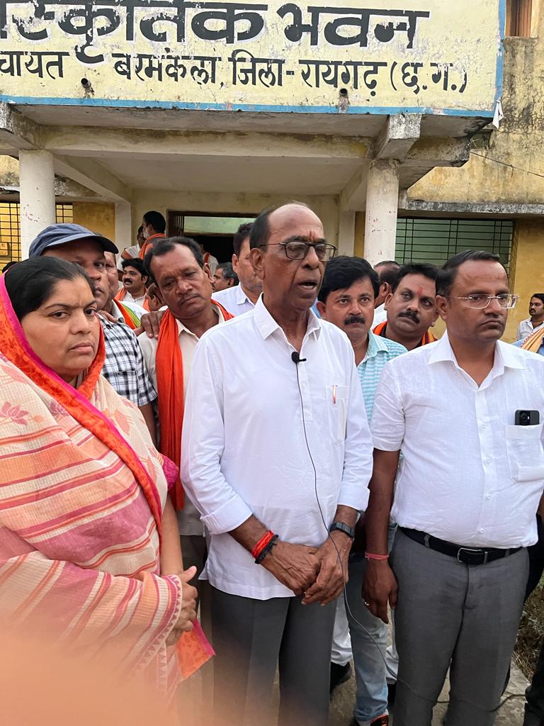 मोदी सरकार ने देश के वैज्ञानिकों को प्रोत्साहित करके को-वैक्सीन और कोविडशील्ड जैसे टीका बनवाकर भारतवर्ष की जन-धन को बचाया:-विजय&nbsp;अग्रवाल