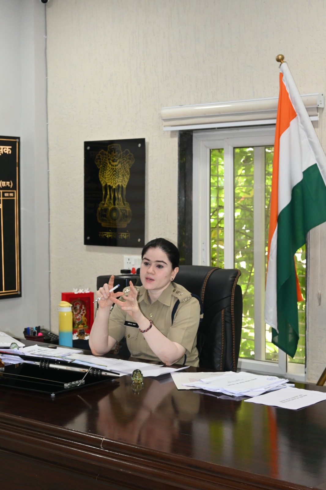 अपराध कम करने S.P. ने अंकिता शर्मा ने थाना व चौकी प्रभारीयों की ली बैठक……!!