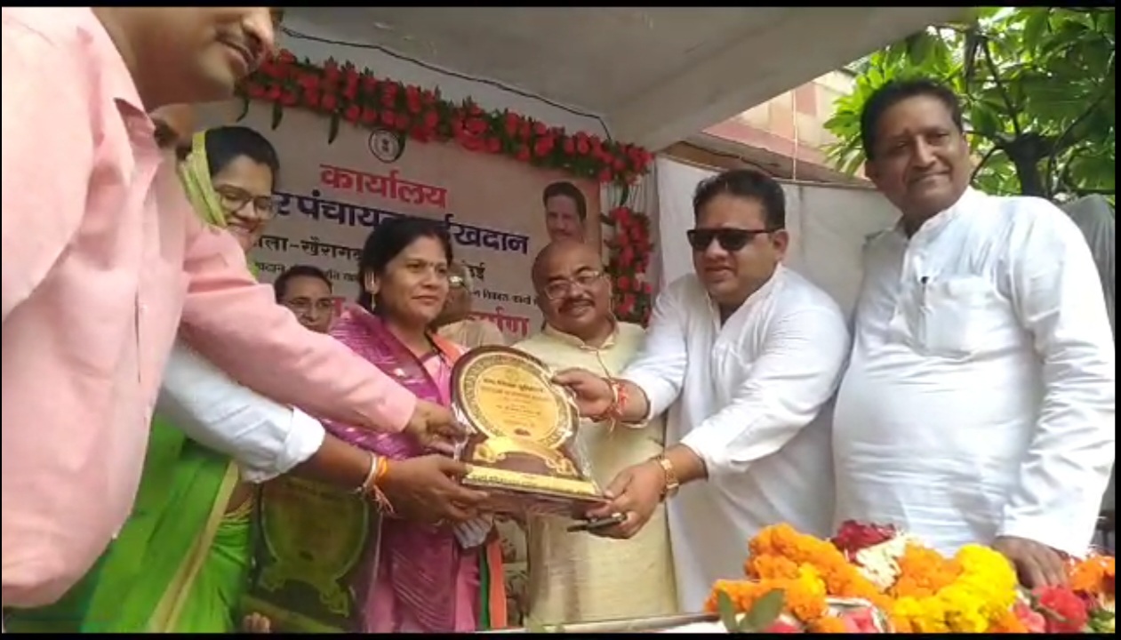 शहीद नगरी में गिरीश देवांगन ने किया भूमि पूजन एवं लोकार्पण…..!!