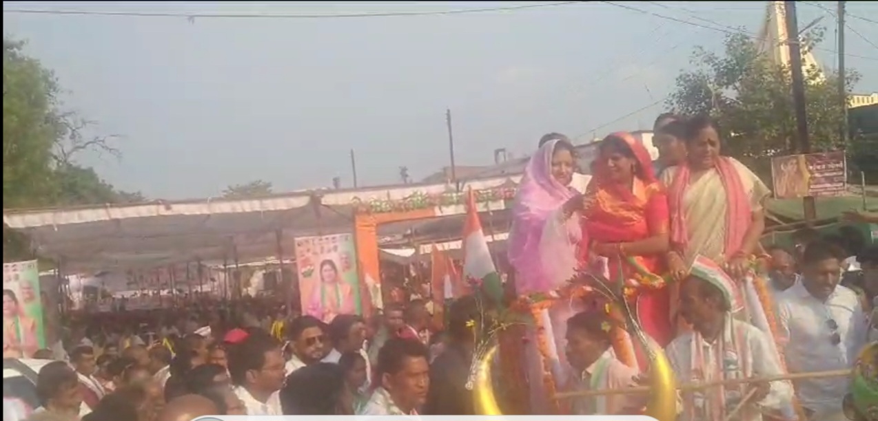 कांग्रेस की आम सभा में उमड़ा, जनसैलाब योशदा निल्मबार वर्मा ने भरा नामंकन…….