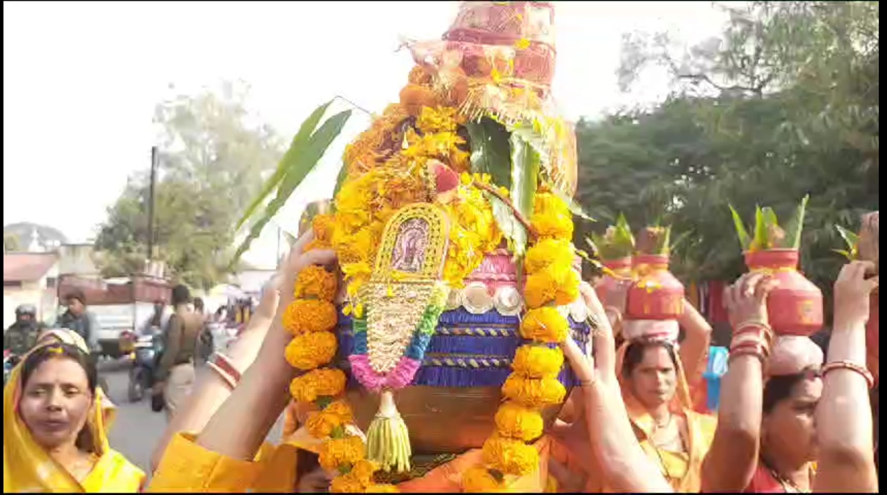 अयोध्या से शहर पहुंची अक्षत&nbsp;कलश