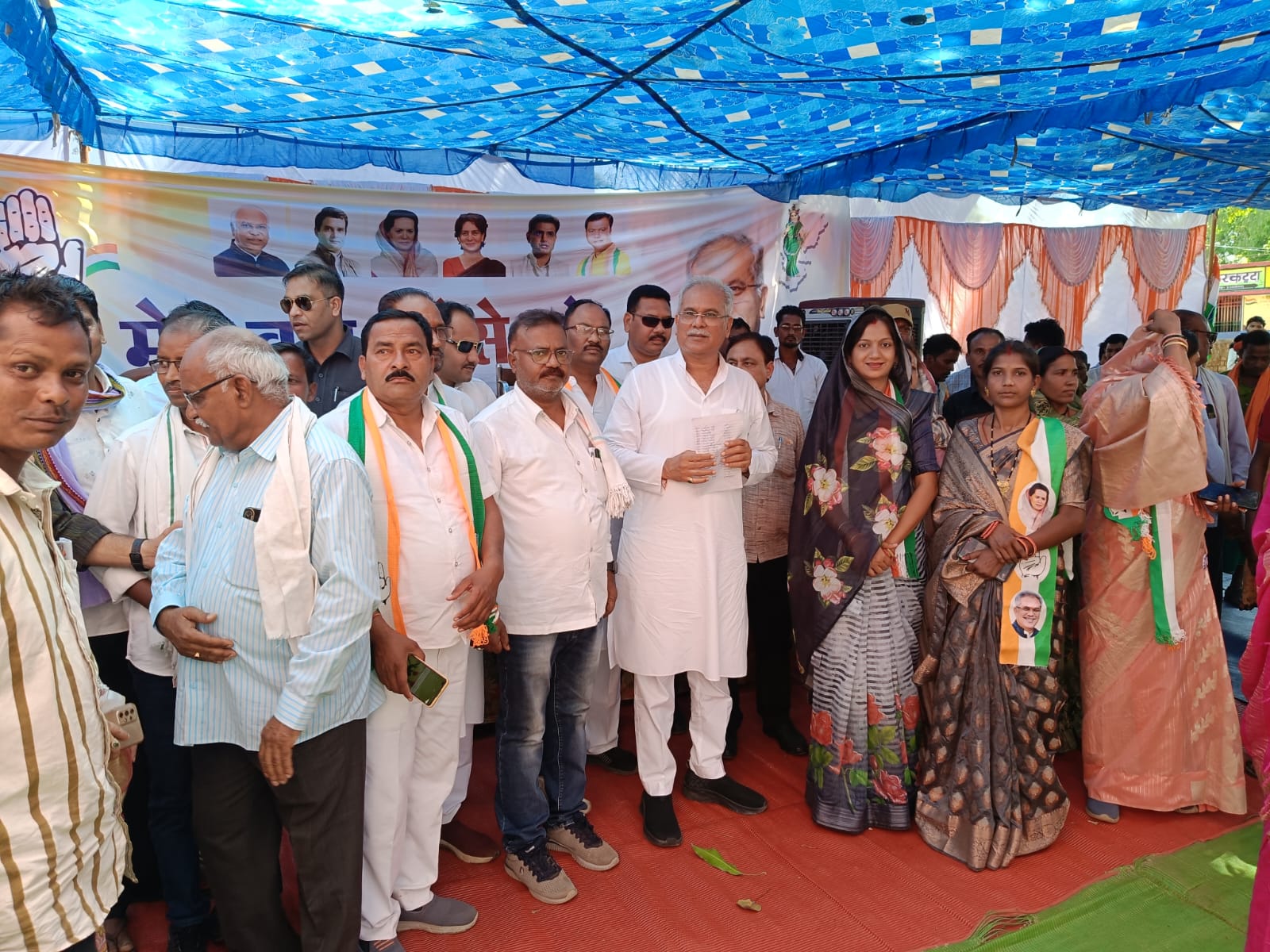 कांग्रेस प्रत्याशी भूपेश बघेल के दौरे से कांग्रेसियों में&nbsp;उमंग….