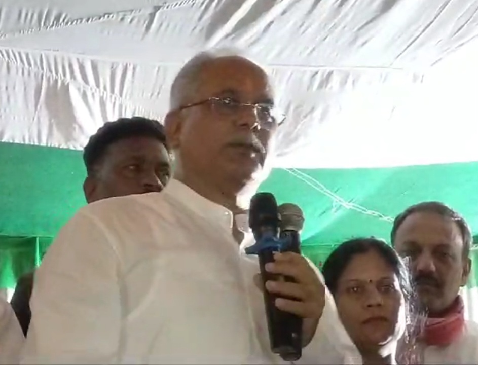 जुमलेबाजों को वोट की ताकत का एहसास करायें : – भूपेश&nbsp;बघेल