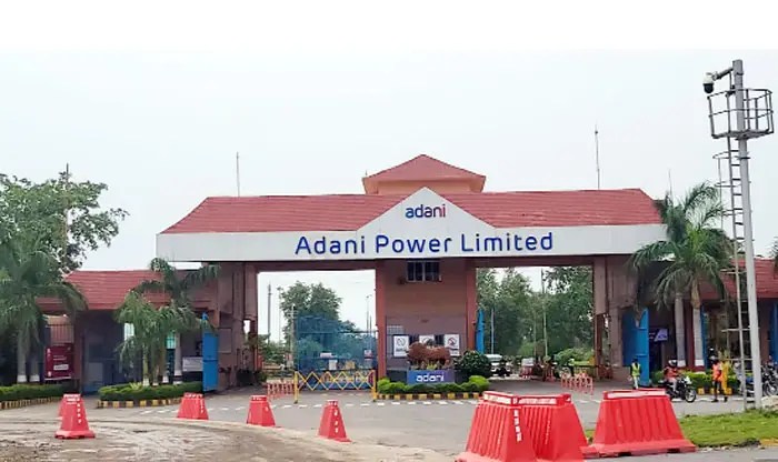 चार गांव उजाड़ कर करेगा विस्तार…आडानी पावर…..! पहले के वादे अधूरे अब नई कसमे….पढें ये&nbsp;खबर