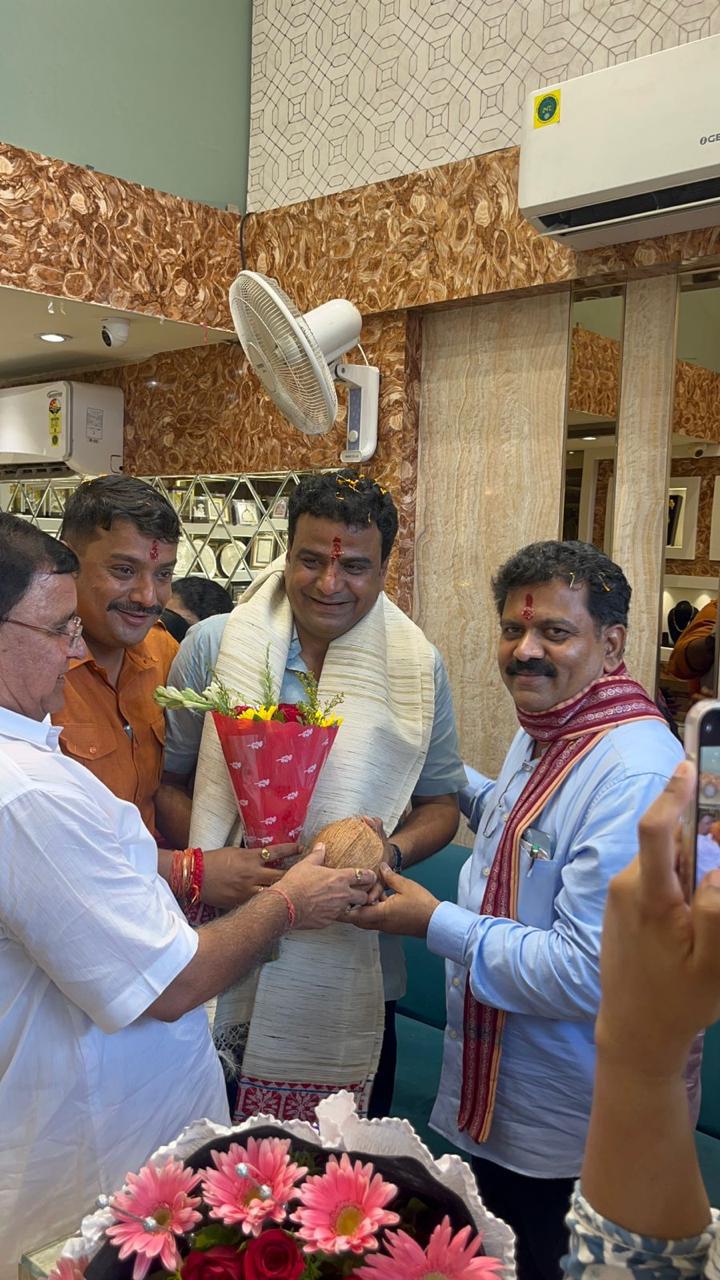 जिस इस स्कूल में पढ़ा वही का अध्यक्ष बना, ये मेरा सौभाग्य :-&nbsp;कमलेश