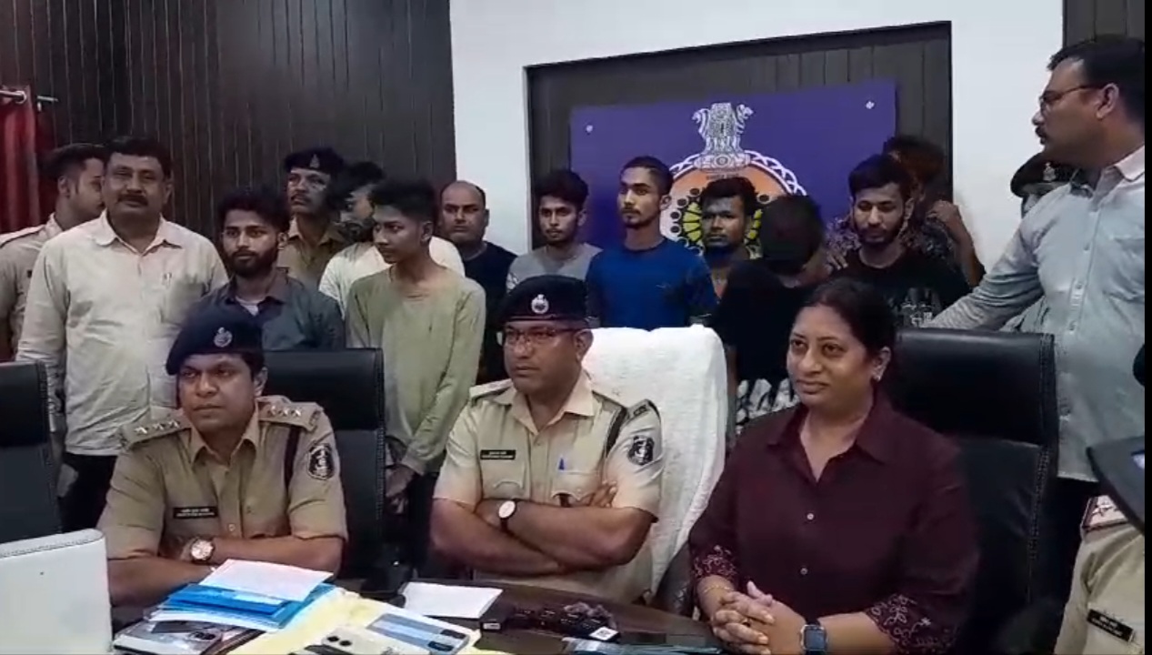 गेमिंग एप के सटोरियें गिरफतार, गेमिंग एप के तीन पैनलों दस गुर्गे पकड़े&nbsp;गयें….