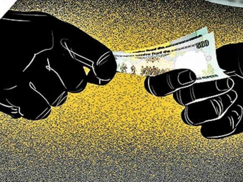 अवैध कब्जाधारी बने शिकायतकर्ता .. नवाब तहसीलदार पर लगाया 50हजार के घूस लेने का आरोप एंटी करप्शन ब्यूरो ने शिकायत के बाद तहसील कार्यालय में दी दबिश…. देखें&nbsp;विडियों