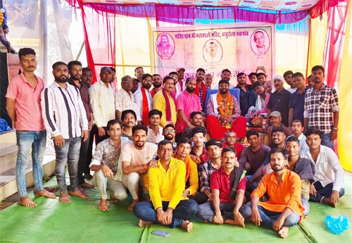 शक्तिधाम में मनाया गया, गुरू पूर्णिमा महोत्सव, आस्था मूकबधिर शाला में प्रसादी व लेखनी सामग्री&nbsp;वितरण….