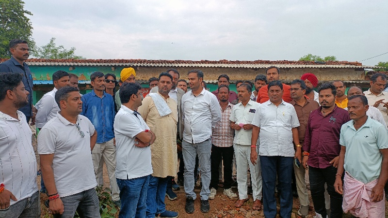 दुष्कर्म पीड़िता के संग खड़ी हुई,कांग्रेस ने जाना हाल…… वही सत्ता पक्ष के मुंह में जमा दही……..!!