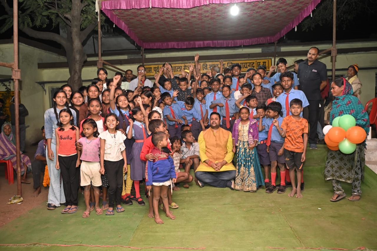 विधायक उमेश पटेल ने गेजामुड़ा में नवनिर्मित प्राथमिक शाला भवन का किया लोकार्पण……