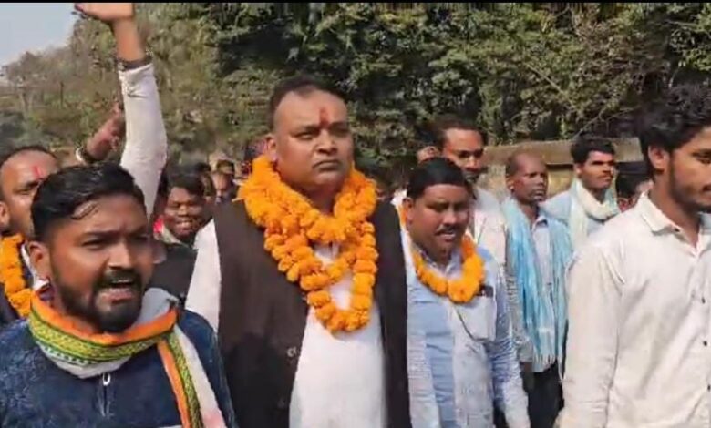 रायगढ़: आकाश मिश्रा ने जिला पंचायत क्षेत्र क्रमांक 05 से किया नामांकन, भाजपा में मची खलबली…..!!