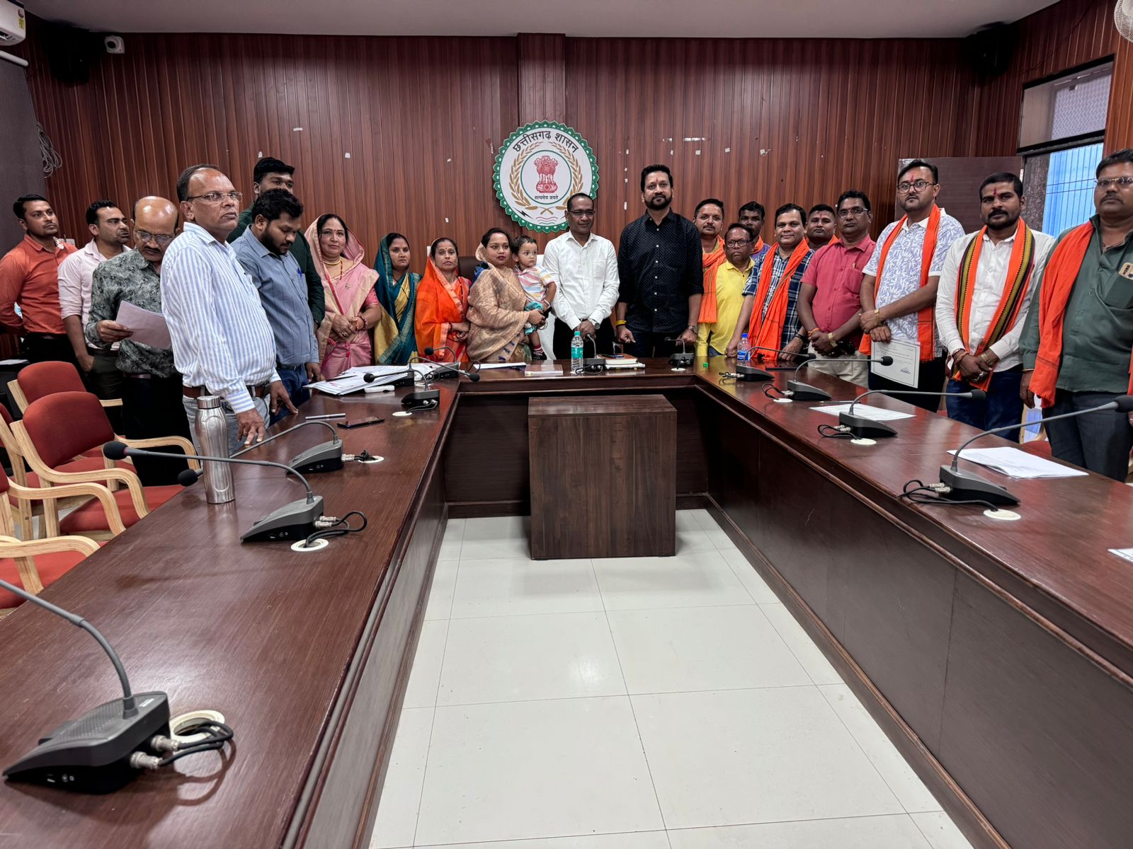 खैरागढ़ जिला पंचायत चुनाव: 6 से 10 नंबर वार्डों के विजेताओं की&nbsp;घोषणा….