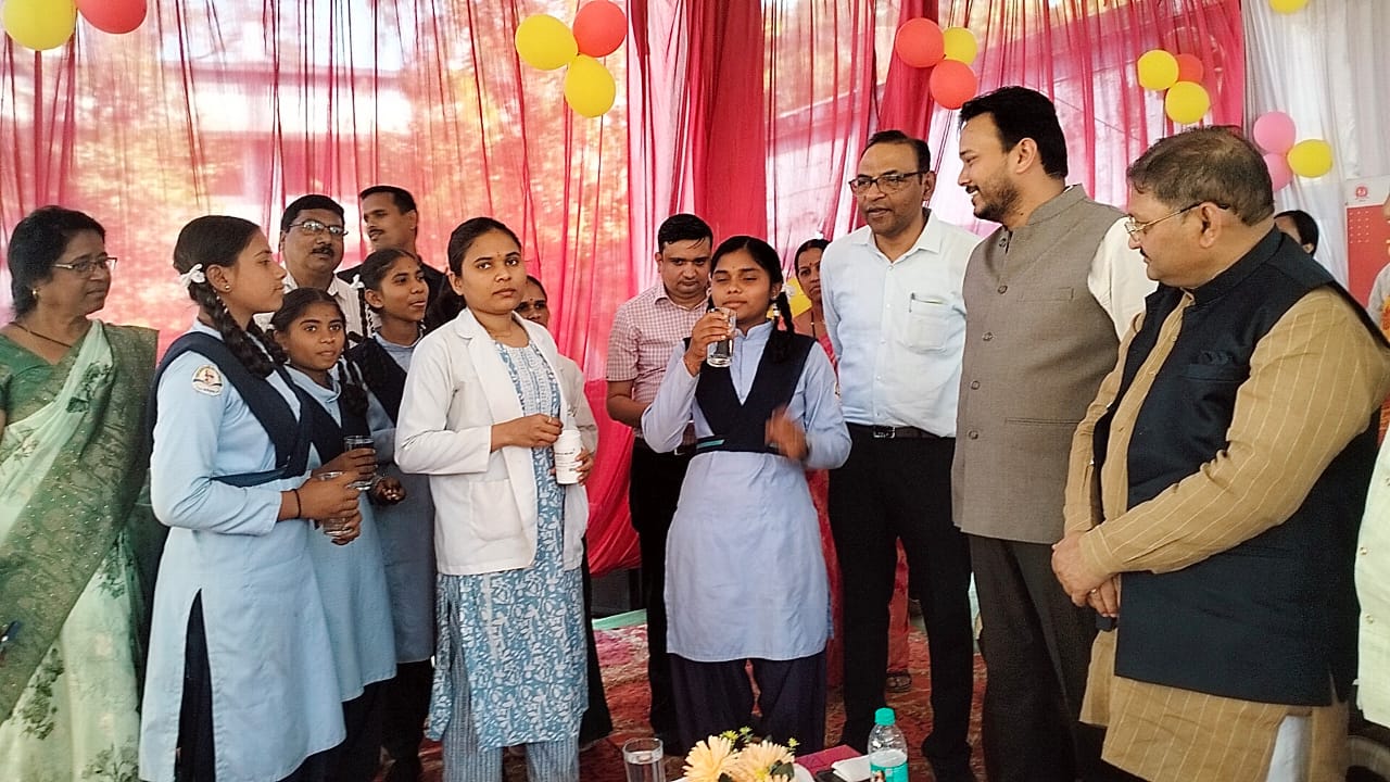 सांसद संतोष पांडे ने फाइलेरिया मुक्त अभियान का किया शुभारंभ…..