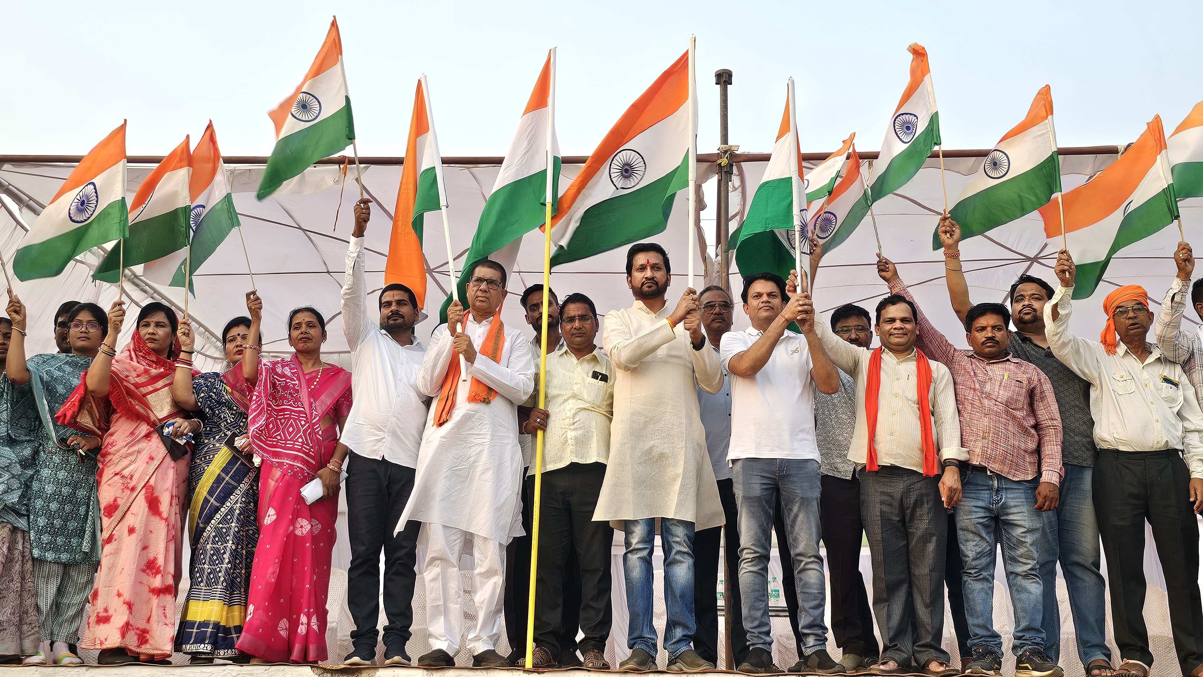 पहलगाम में शहीद नागरिकों को श्रद्धांजलि, खैरागढ़ में भव्य तिरंगा यात्रा और ‘तिरंगा सेल्फी’ कार्यक्रम का&nbsp;आयोजन