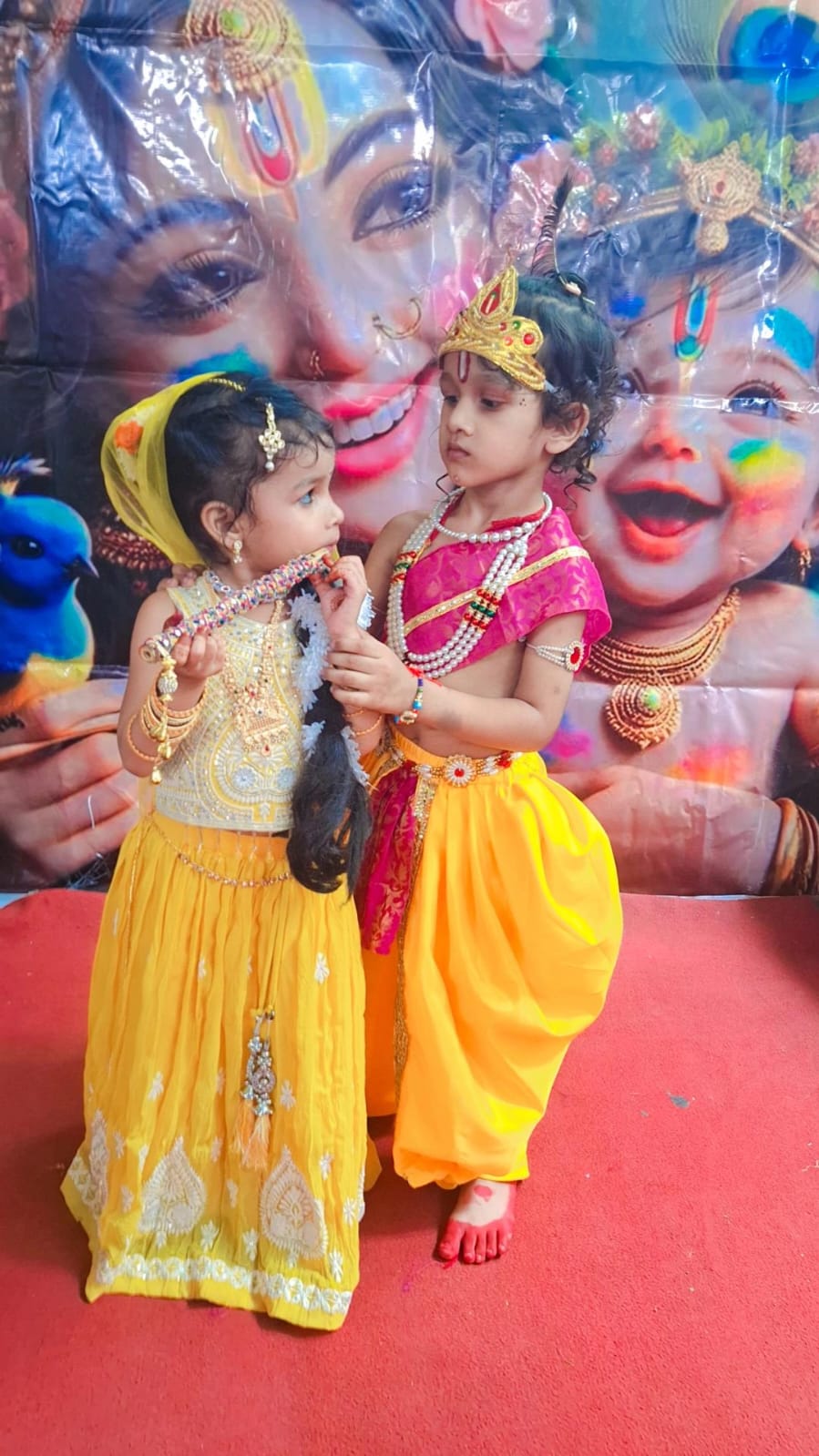 श्रीकृष्ण- राधे की बाल मनभावन छवि ने हृदय और मन को किया&nbsp;हर्षित….