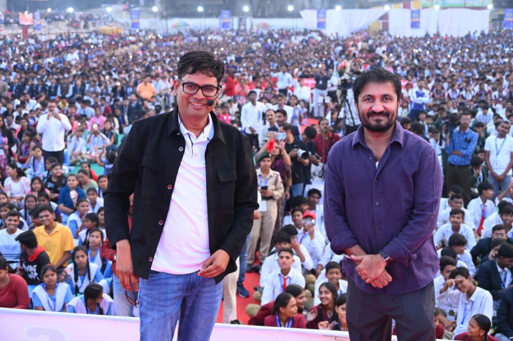 रायगढ़ में करियर मार्गदर्शन कार्यक्रम को लेकर उठे सवाल, विपक्ष ने कहा“सरकारी कार्यक्रम नहीं, राजनीतिक&nbsp;शो”