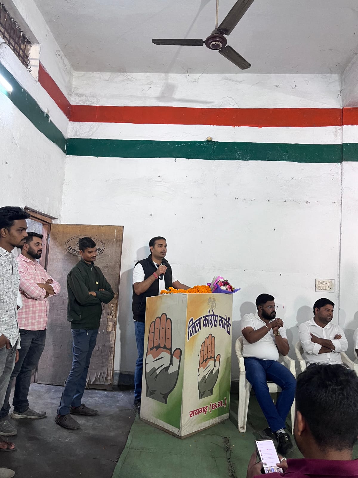 रायगढ़ युवा कांग्रेस की बैठक संपन्न, दिल्ली महारैली को लेकर तैयारियां&nbsp;तेज