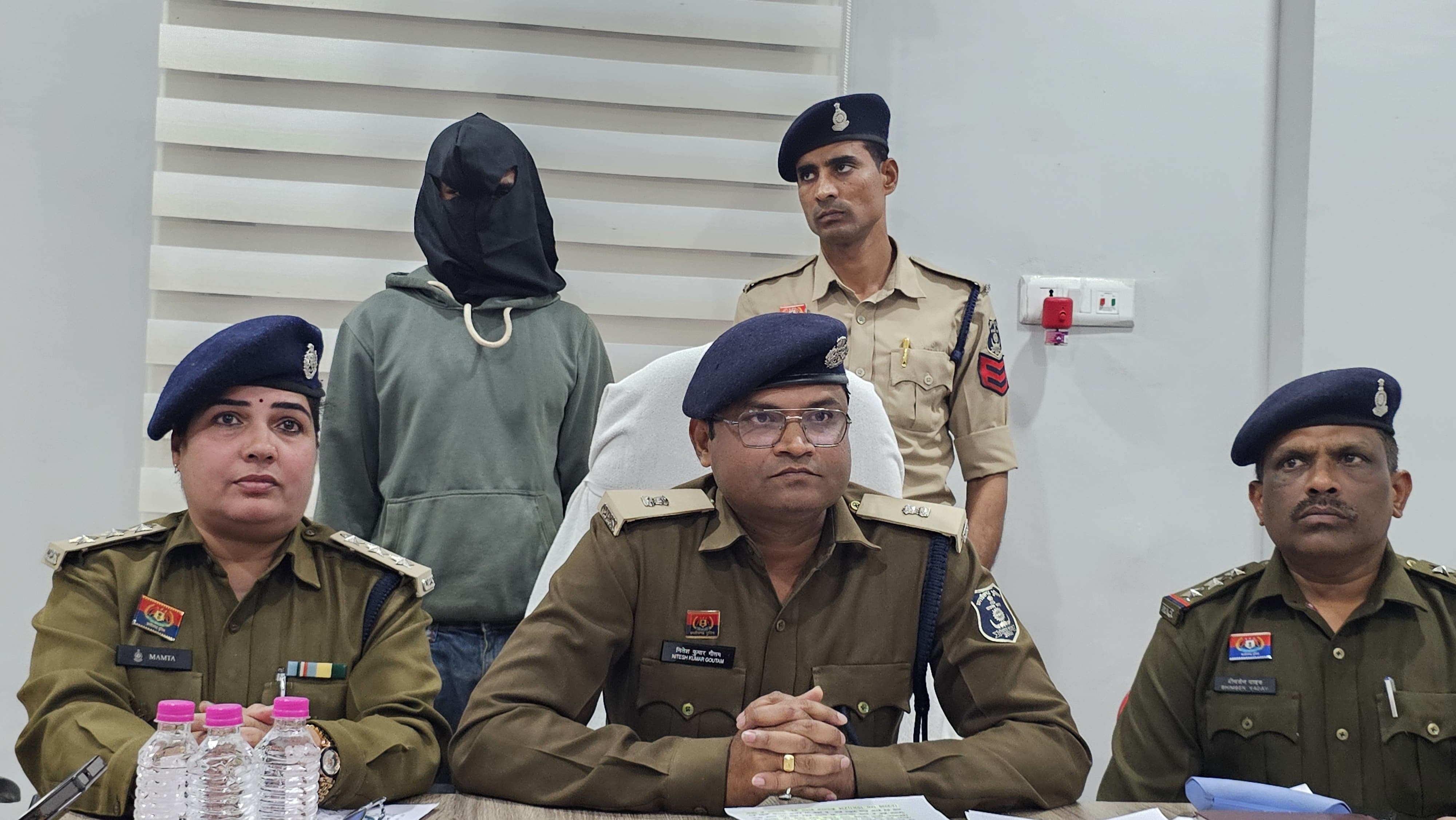 हरडुवा जलाशय में युवती की हत्या का खुलासा, 6 घंटे में पुलिस ने सुलझाई अंधे कत्ल की गुत्थी,प्रेम संबंध के बाद शादी से इंकार पर आरोपी ने पत्थर से सिर कुचलकर की हत्या, शव बांध में&nbsp;फेंका