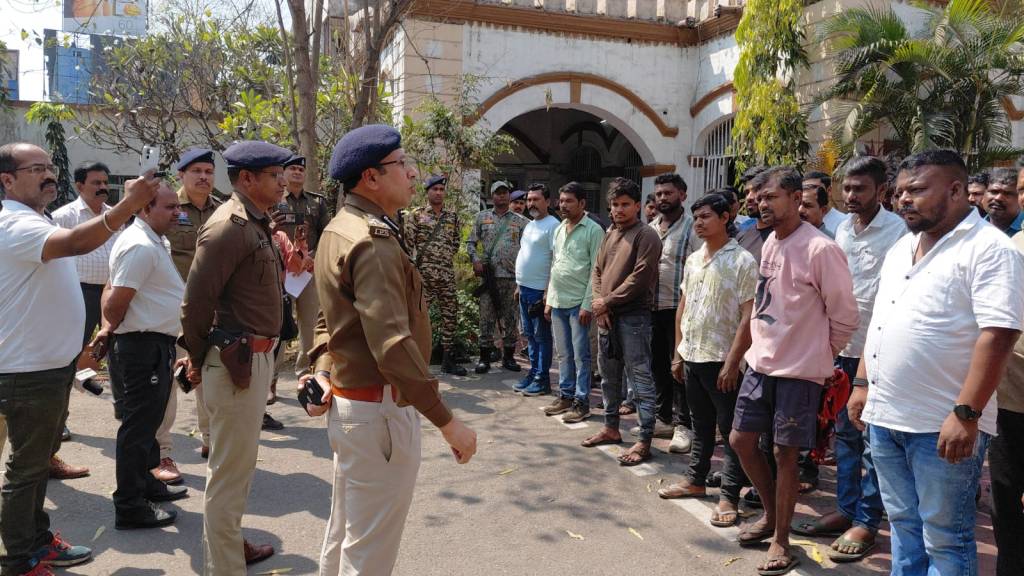 अपराध से तौबा करें बदमाश, नहीं तो होगी, कठोर कार्रवाई :- एसएसपी शशि मोहन&nbsp;सिंह