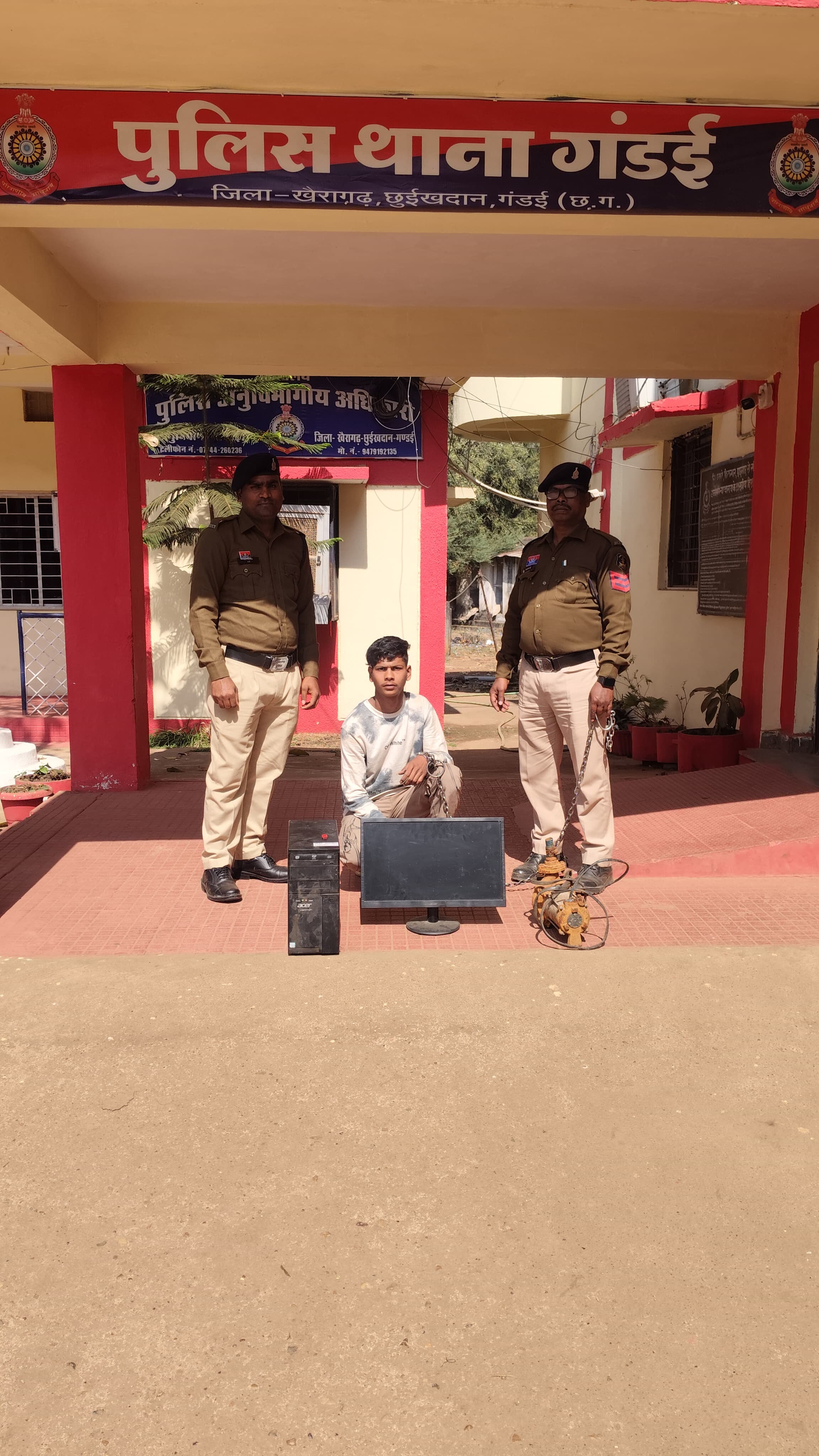 गंडई पुलिस को बड़ी सफलता: चोरी के मामले में आदतन आरोपी गिरफ्तार, लाखों के सामान&nbsp;बरामद